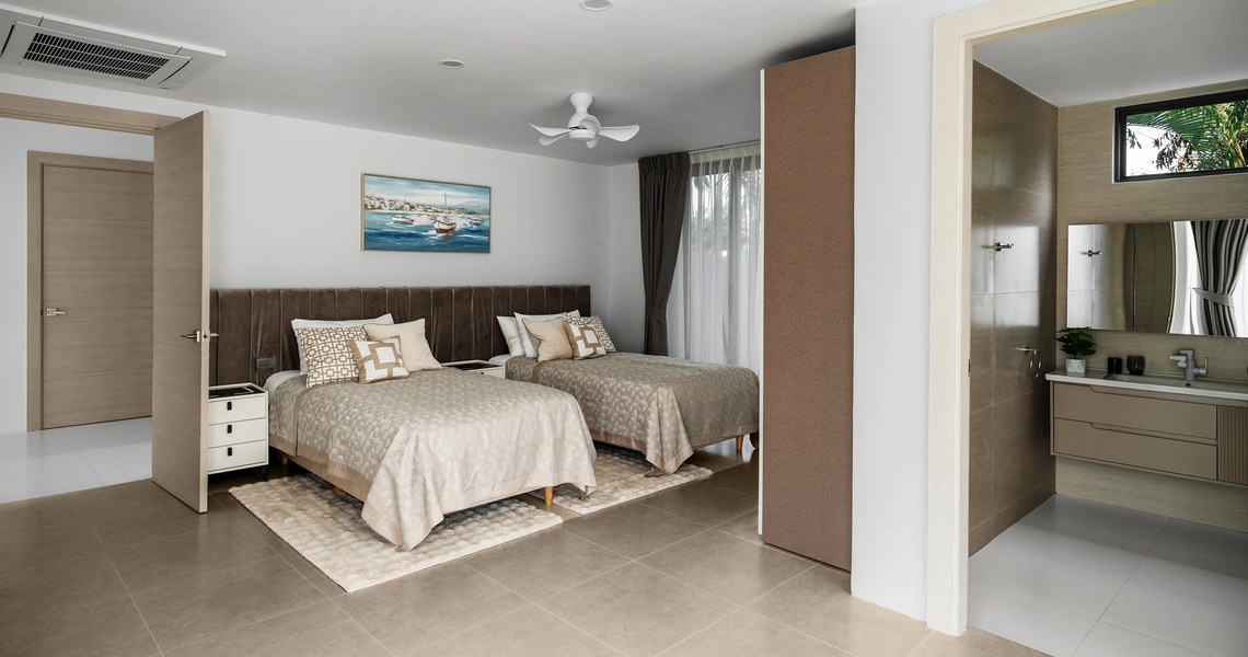 Laguna Homes - bedroom