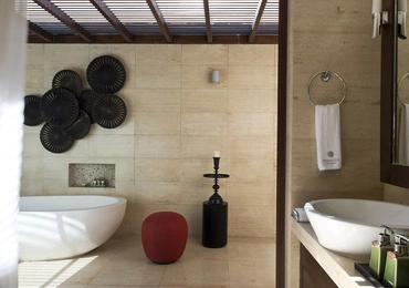 None Panacea Retreat Villa Praana – Bathroom