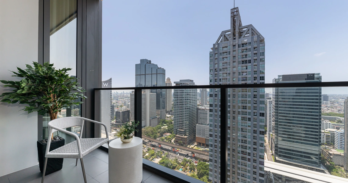 Tait Sathorn  12 Luxury Bangkok Condominium  Bedroom
