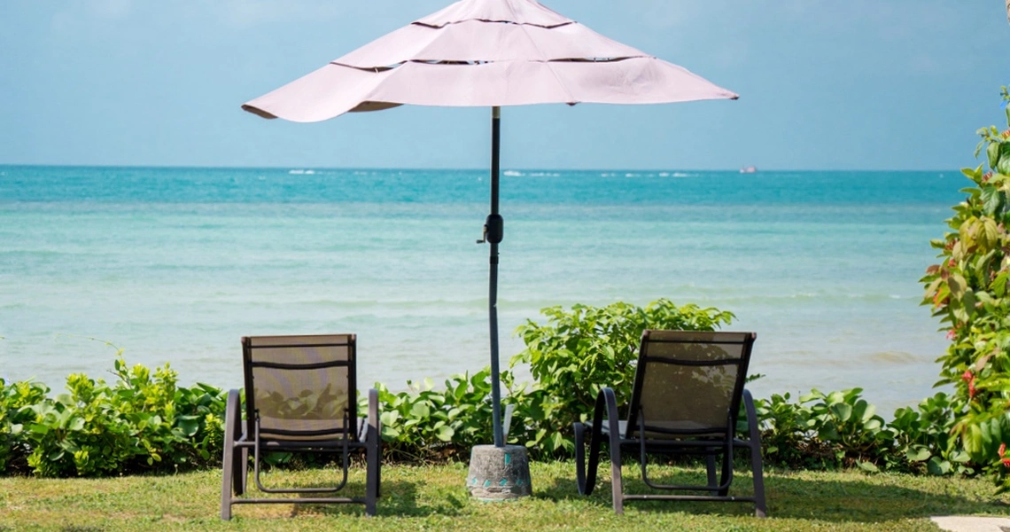 Indu Sunset pool and sea view