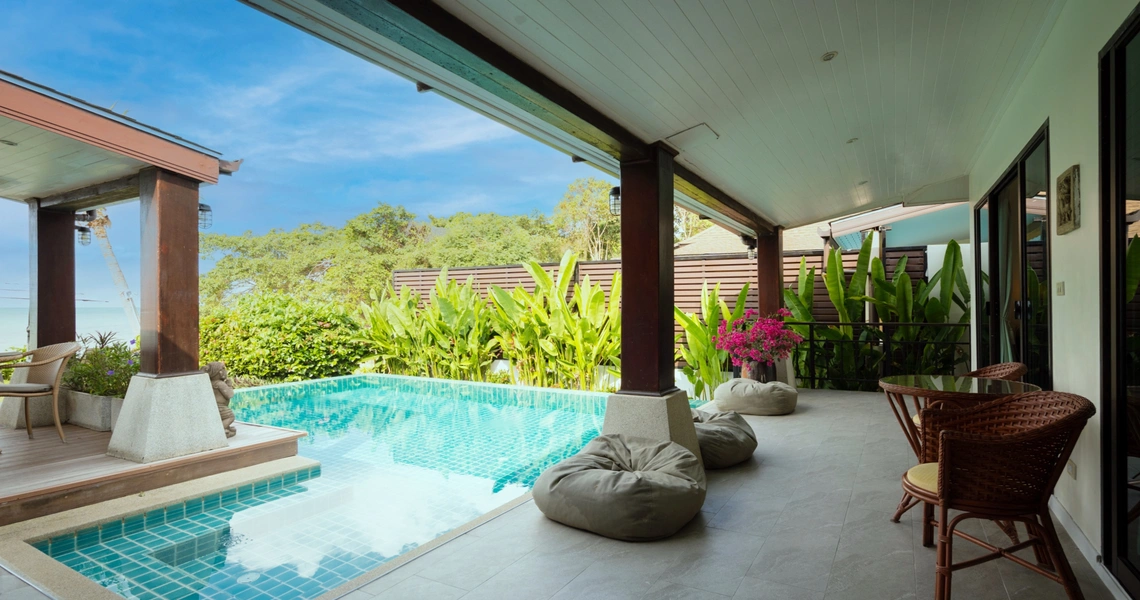 Indu Sunset deck with pool