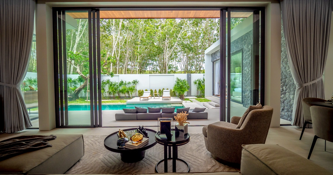 Botanica Modern Loft ll luxury villa - guest bedroom