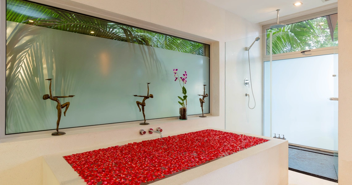 None Stunning sea view villa in an exclusive Surin Beach -  Bathroom