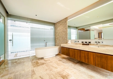 None Botanica - Hillside - Bathroom