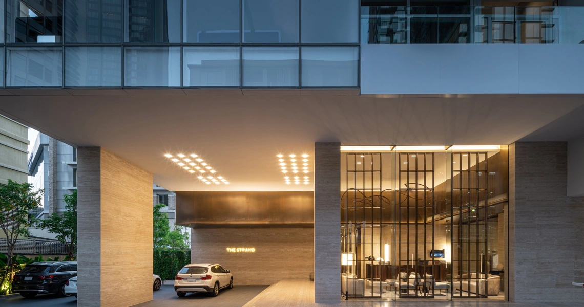The Strand Thonglor Condo in Bangkok Drop Off