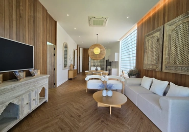 None Saturdays Villa - Bedroom