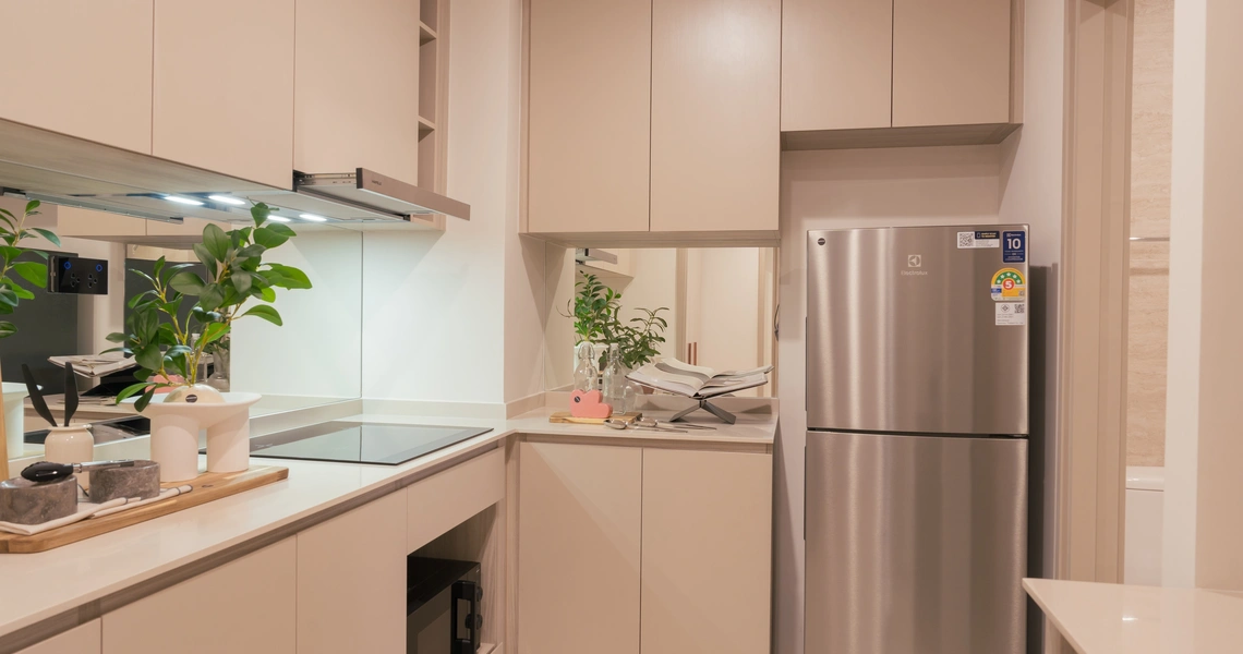 The Reference Ekkamai - Kitchen