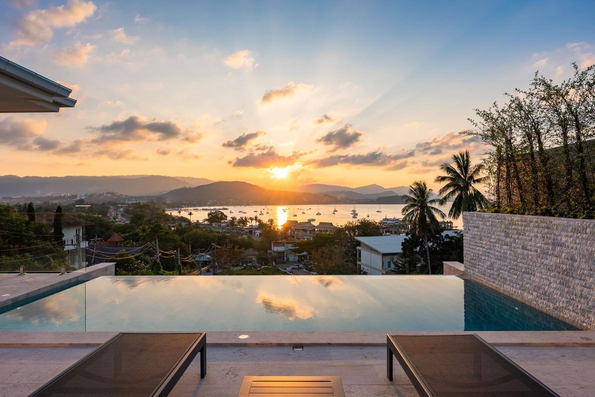 Bangrak Bayview What is Nearby.jpeg